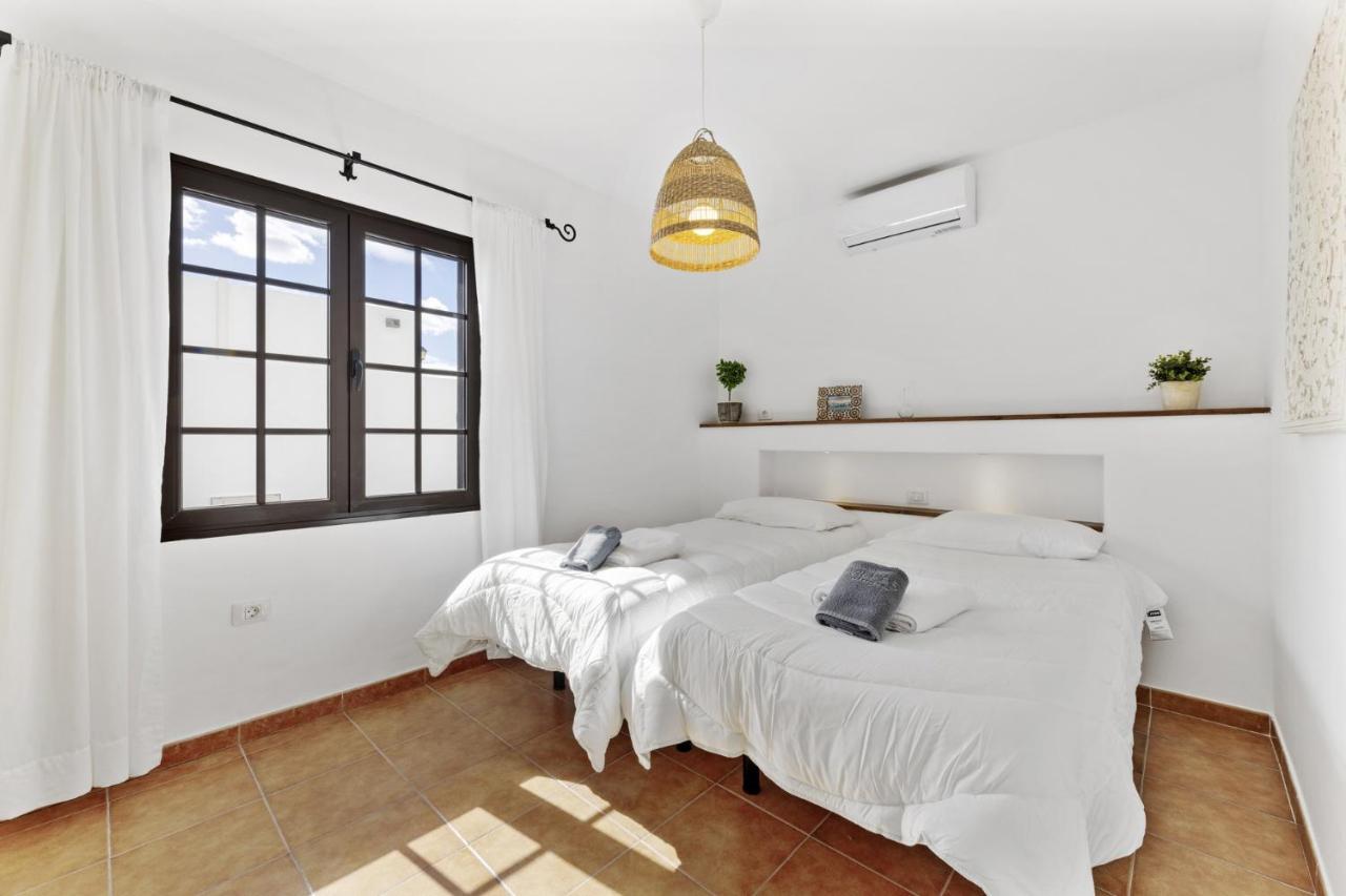 Villa 4 - Vipvipvillas Tías Dış mekan fotoğraf