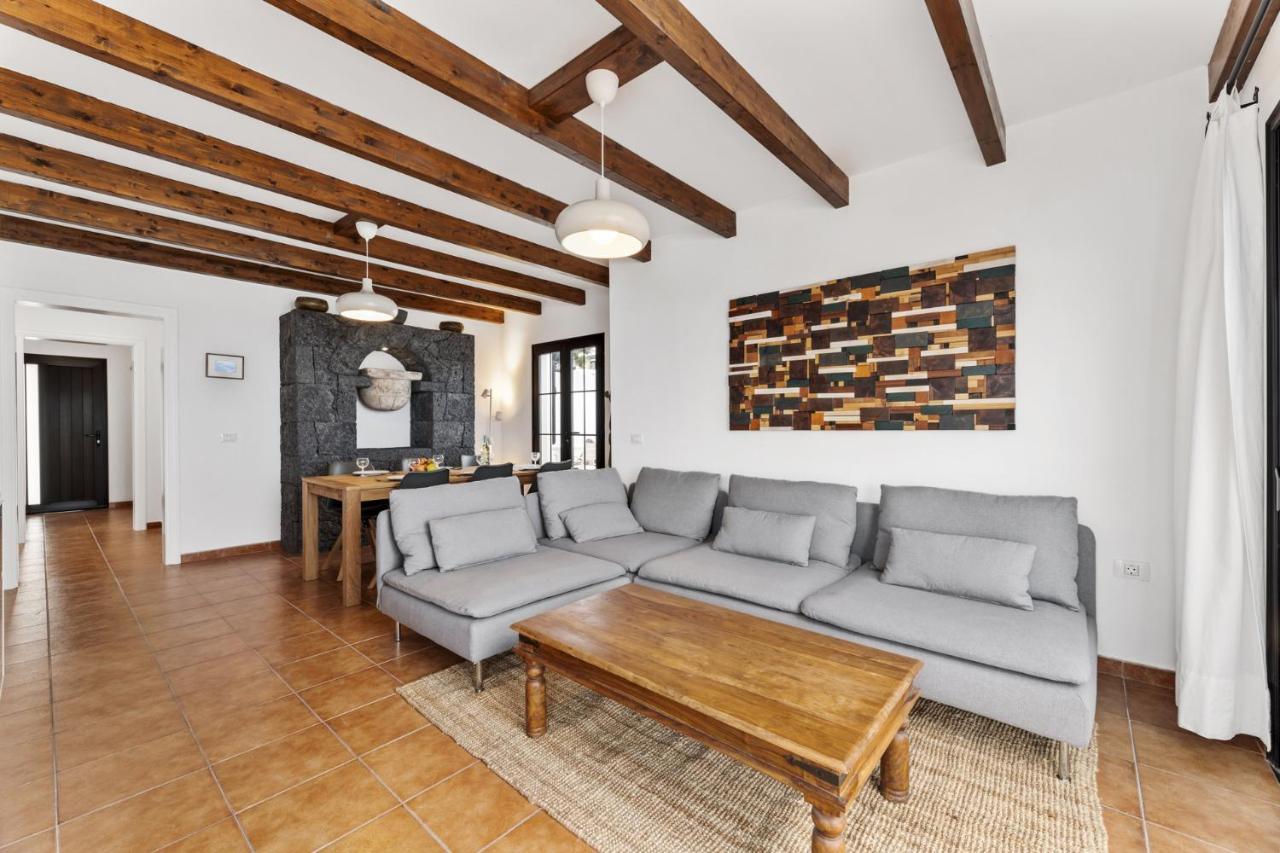 Villa 4 - Vipvipvillas Tías Dış mekan fotoğraf